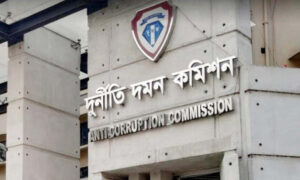 আইজিডব্লিউ কল রেট বদলে ৯ হাজার কোটি টাকার ক্ষতি—বিটিআরসির সাবেক তিন চেয়ারম্যানসহ ৬ কর্মকর্তার বিরুদ্ধে দুদকের মামলা